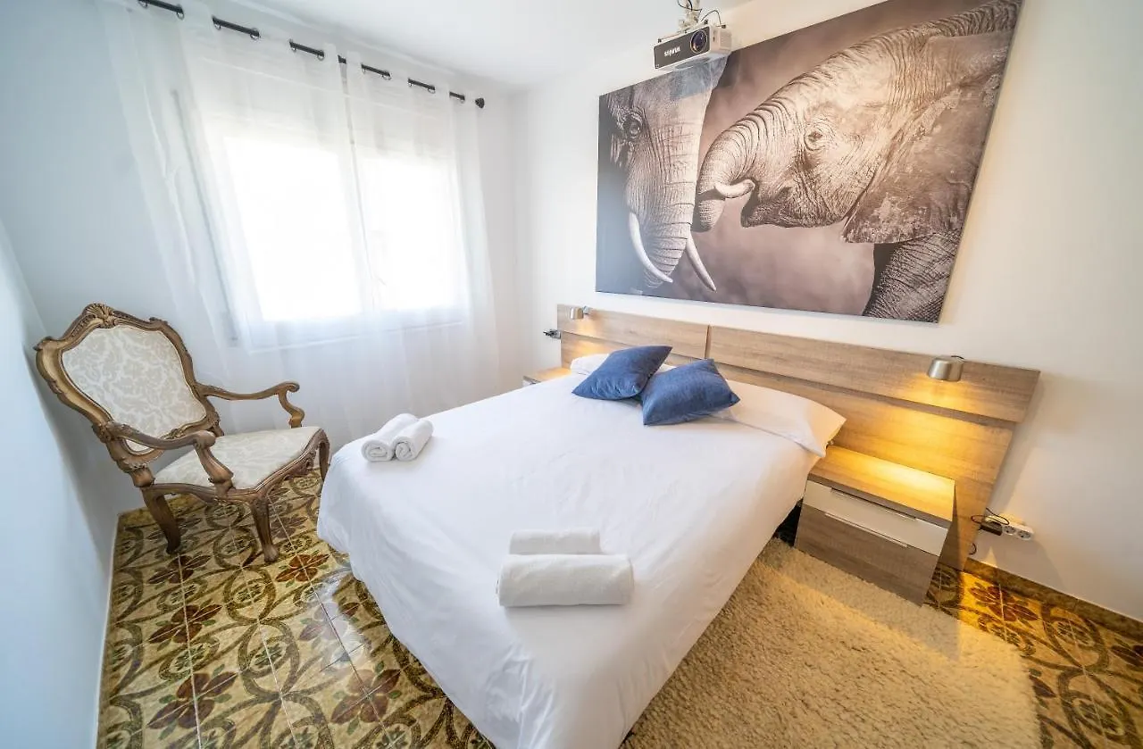 Homeholidaysrentals Kalani 피네다데마르 아파트