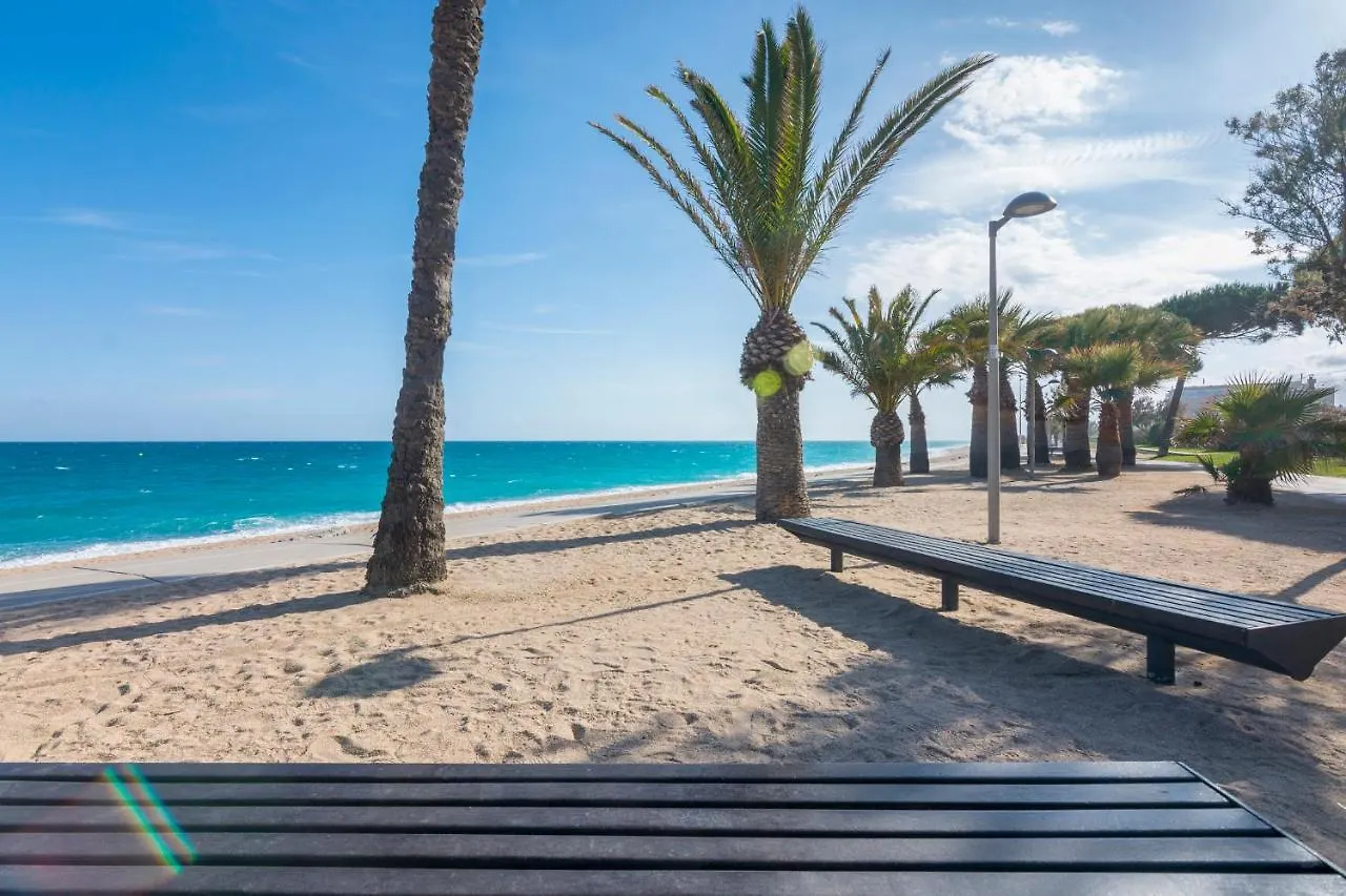 Homeholidaysrentals Kalani Pineda de Mar Apartment